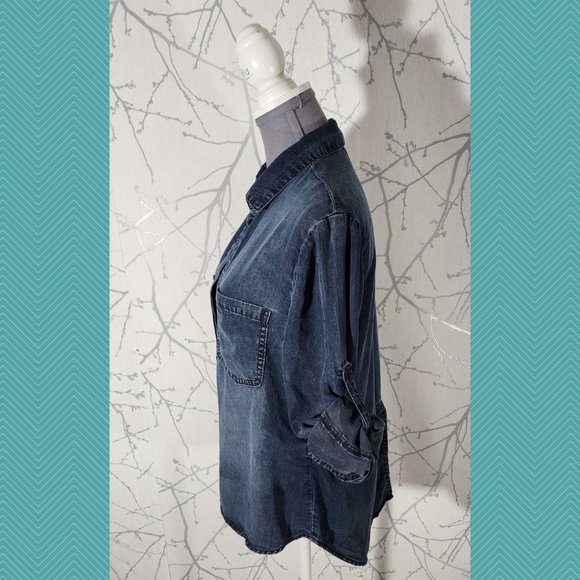 Cloth & Stone Blue Chambray Tencel Split Back Shirt - Picture 2 of 3